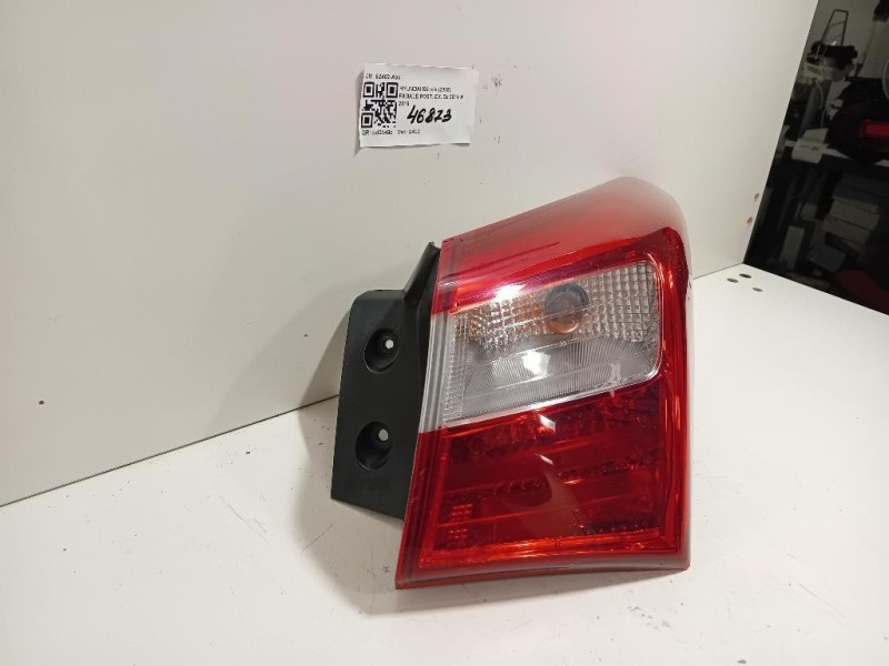 Fanale POST DX 92402-A50 Hyundai I30 II 2015