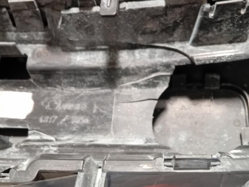 Griglia DI Ventilazione Paraurti ANT 9686054577 Peugeot 3008 I 2013