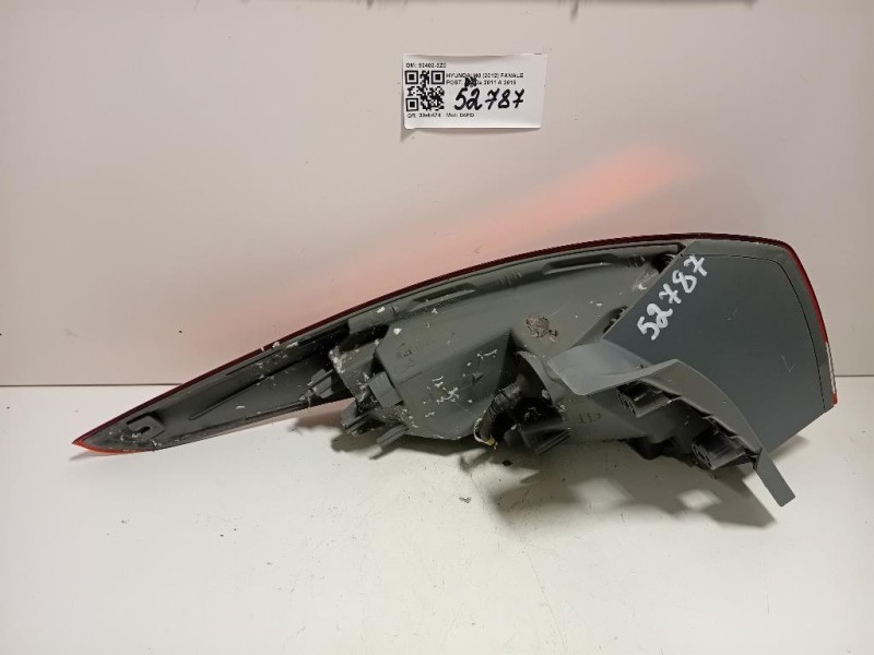 Fanale POST DX 92402-3Z0 Hyundai I40 2012