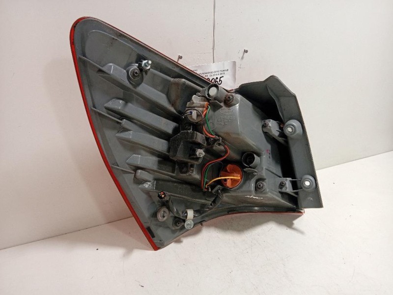 Fanale POST DX 92402-1K0 Hyundai IX20 2011