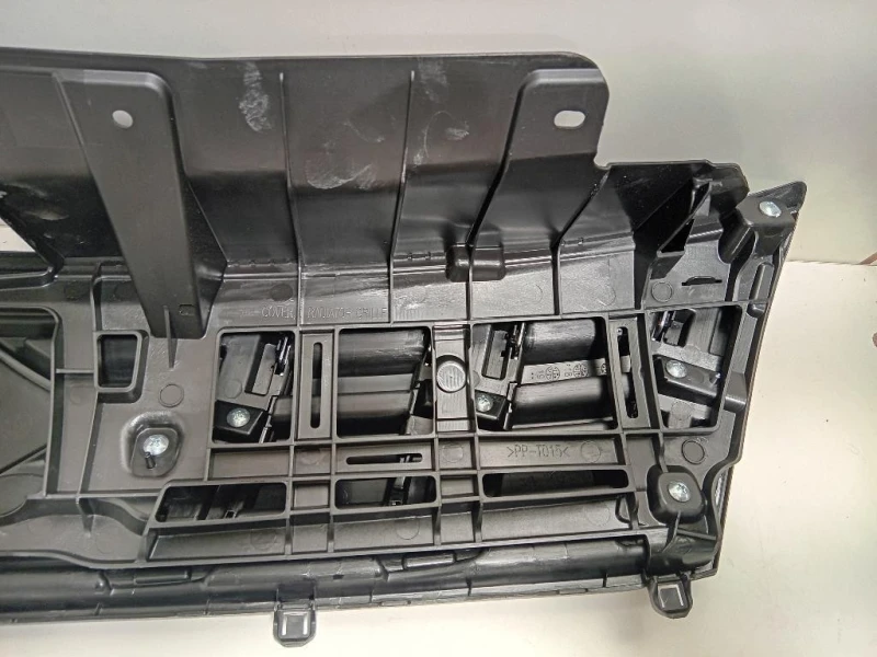 Griglia DI Ventilazione Paraurti ANT 72121-86R0 Suzuki Vitara II 2018