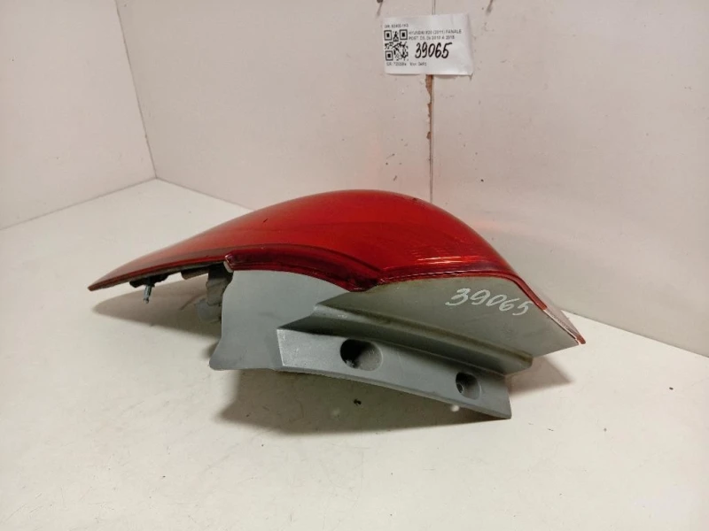 Fanale POST DX 92402-1K0 Hyundai IX20 2011