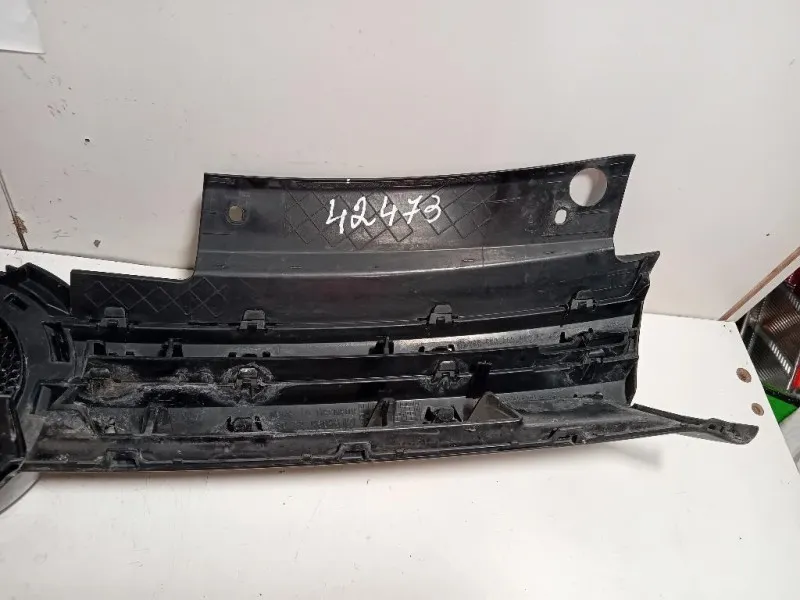 Griglia DI Ventilazione Paraurti ANT 5K0 853 653 5K0853653 Volkswagen GOLF VI 2009