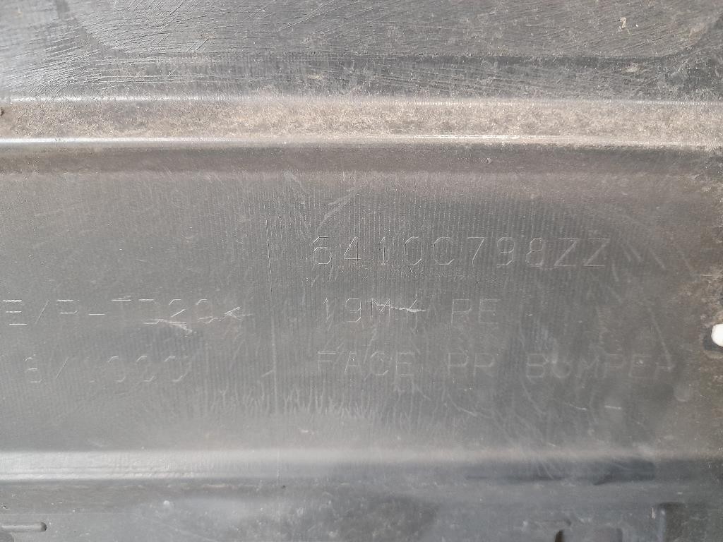 Paraurti POST 6410C798ZZ Mitsubishi Outlander III 2016