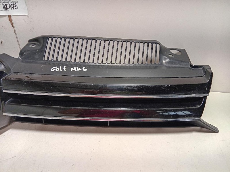 Griglia DI Ventilazione Paraurti ANT 5K0 853 653 5K0853653 Volkswagen GOLF VI 2009