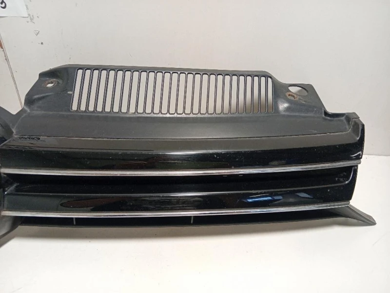Griglia DI Ventilazione Paraurti ANT 5K0 853 658 Volkswagen GOLF VI 2009