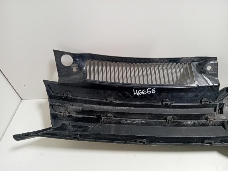Griglia DI Ventilazione Paraurti ANT 5K0 853 651 Volkswagen GOLF VI 2009