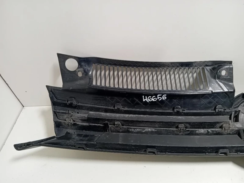 Griglia DI Ventilazione Paraurti ANT 5K0 853 651 Volkswagen GOLF VI 2009