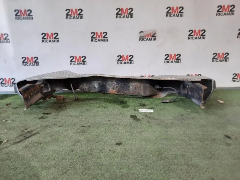 Paraurti POST 850123S300 Nissan Navara 2000