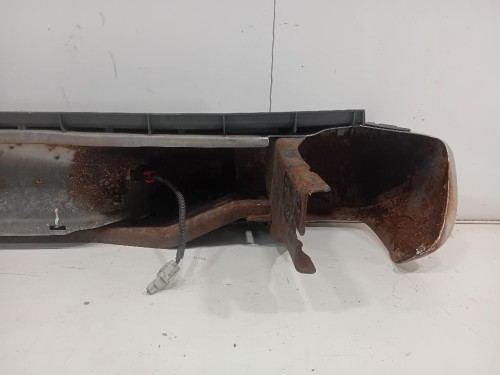 Paraurti POST 85022ZP6MA Nissan Navara 2005