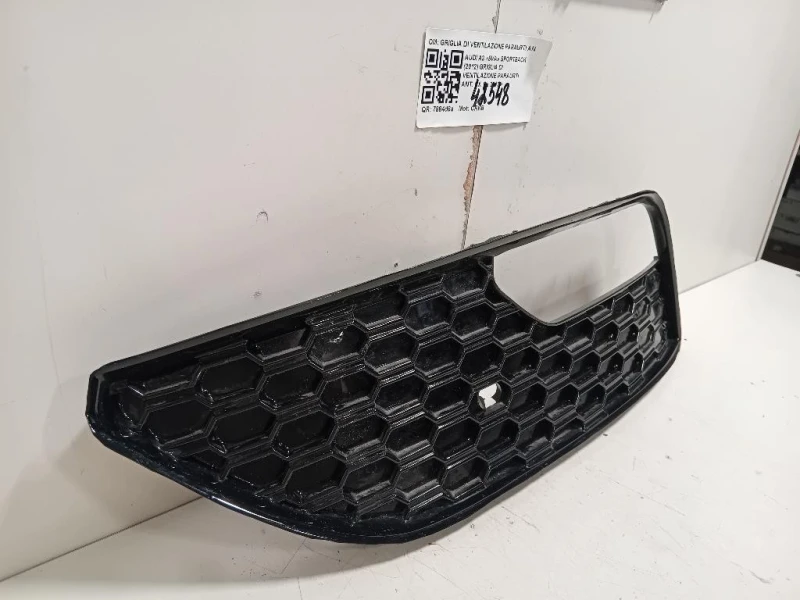 Griglia DI Ventilazione Paraurti ANT SX 8V3807681ABMT Audi A3 8VA Sportback 2012