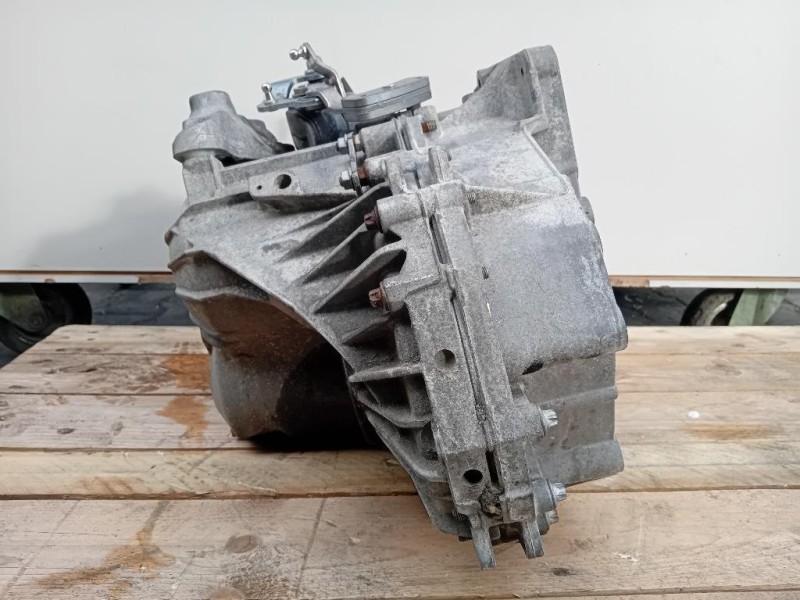 Cambio 5564375 6 MARCE MANUALE Opel Zafira C 2012