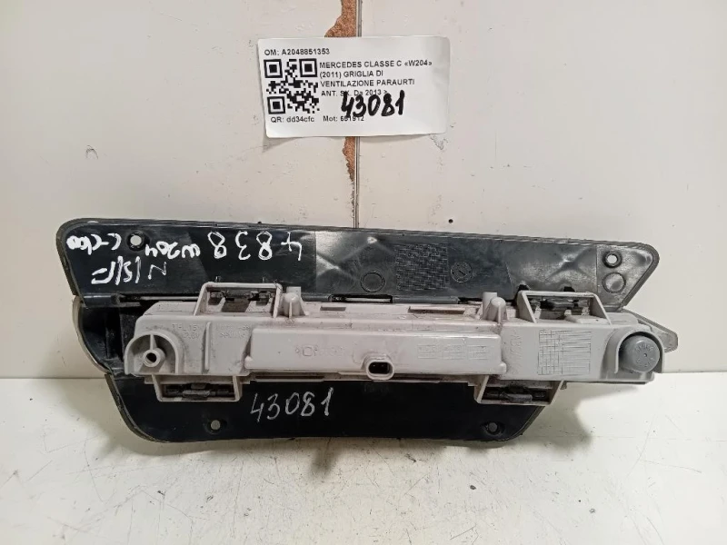Griglia DI Ventilazione Paraurti ANT SX A2048851353 Mercedes Classe C W204 2011