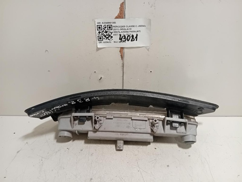 Griglia DI Ventilazione Paraurti ANT SX A2048851353 Mercedes Classe C W204 2011