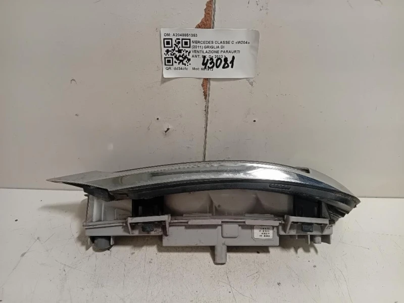 Griglia DI Ventilazione Paraurti ANT SX A2048851353 Mercedes Classe C W204 2011