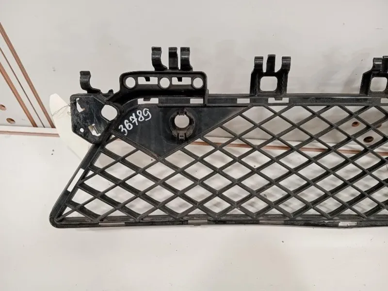 Griglia DI Ventilazione Paraurti INF ANT A2048850853 Mercedes Classe C W204 2011