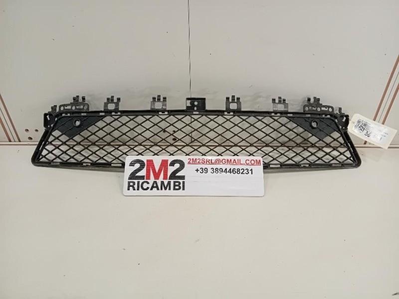 Griglia DI Ventilazione Paraurti INF ANT A2048850853 Mercedes Classe C W204 2011