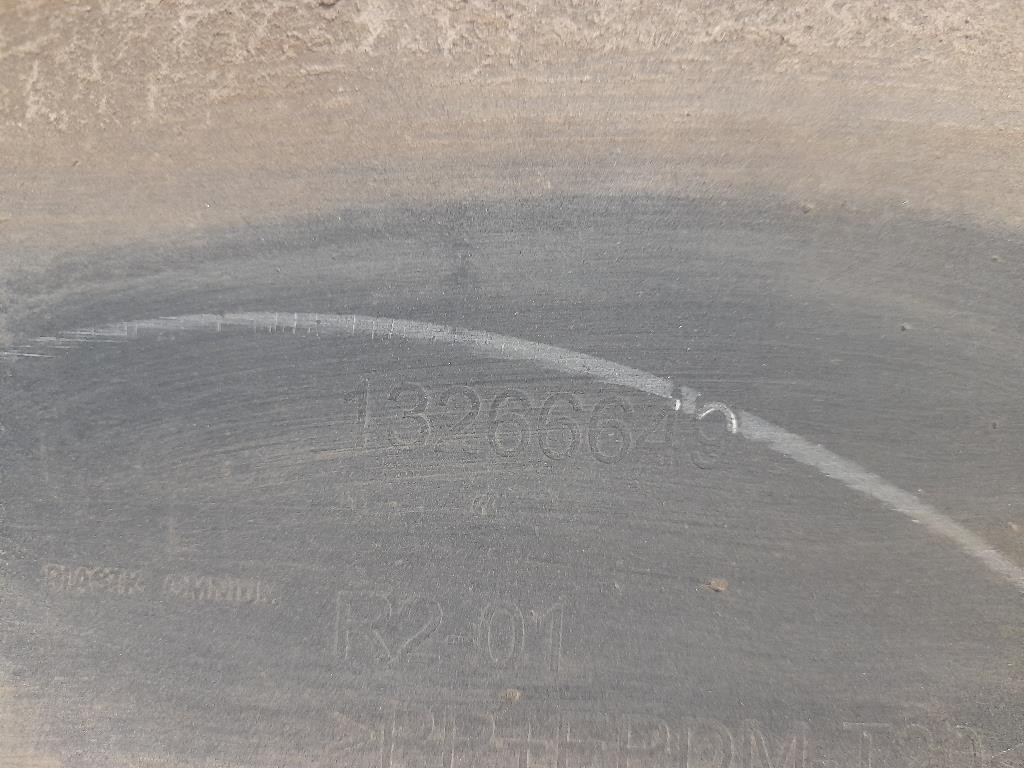 Paraurti POST 13266649 Opel Astra J SW 2010