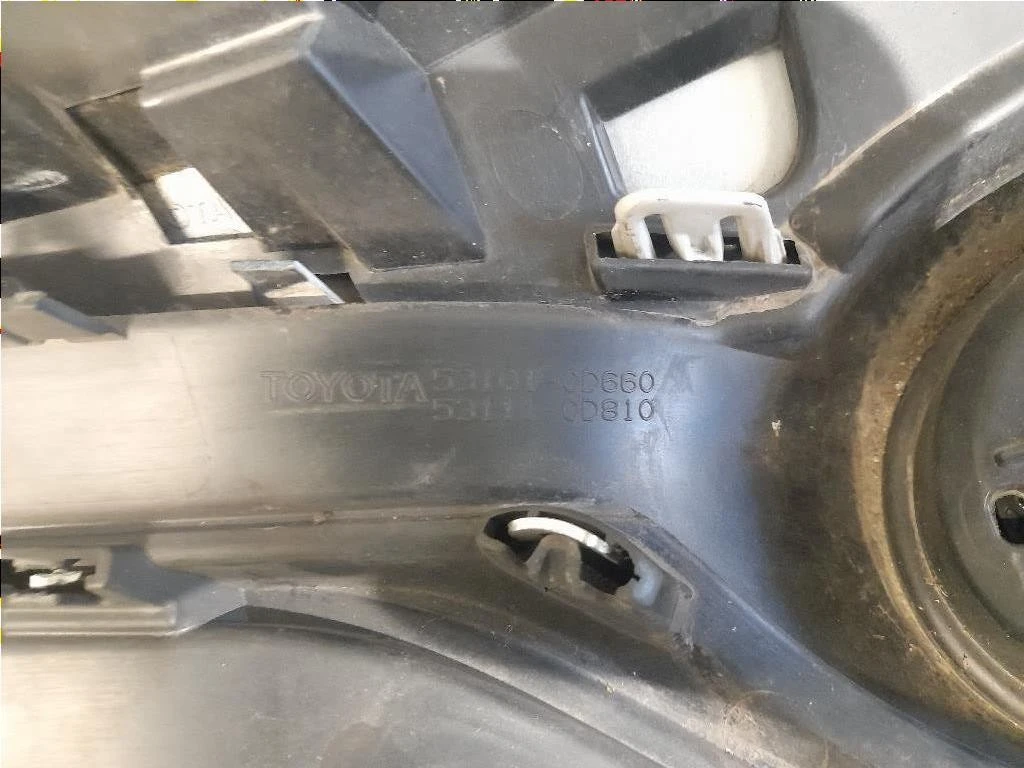 Griglia DI Ventilazione Paraurti SUP ANT 53101-0D660 Toyota Yaris IV 2012