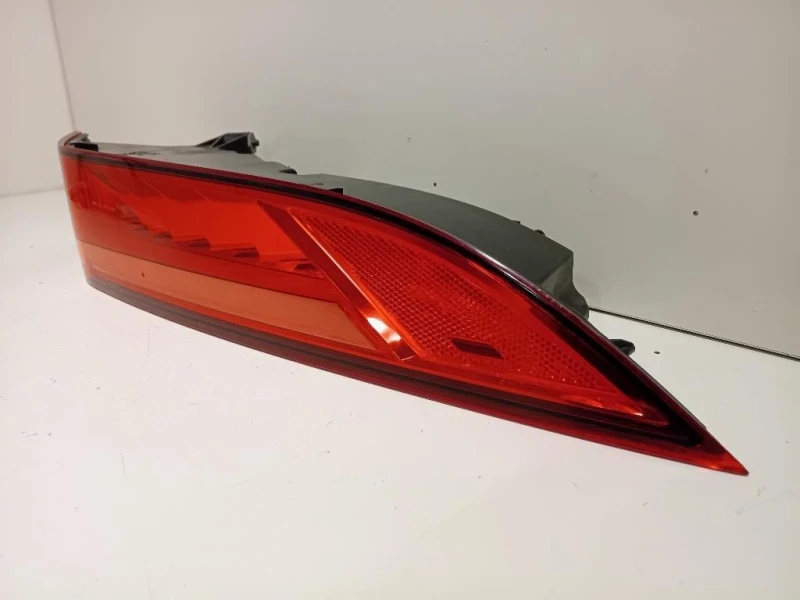 Fanale POST DX HK83-13404-AE Jaguar F-pace 2015