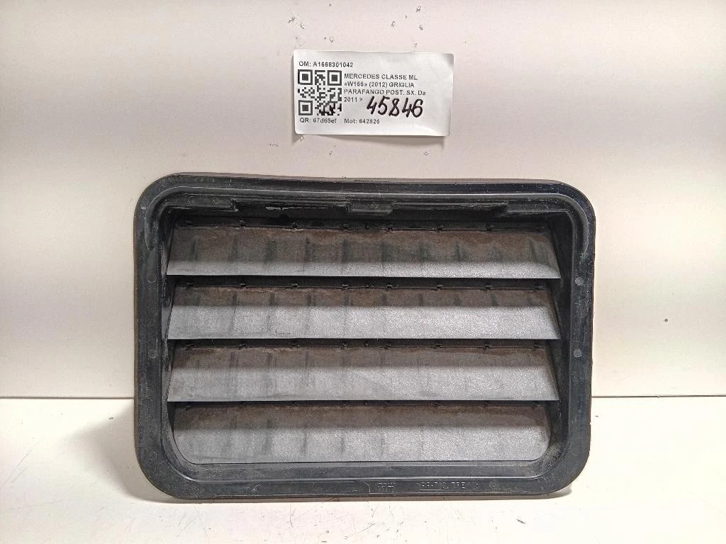 Griglia Parafango POST SX A1668301042 Mercedes Classe ML W166 2012