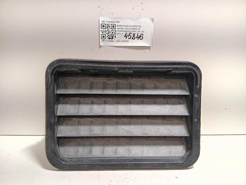 Griglia Parafango POST SX A1668301042 Mercedes Classe ML W166 2012