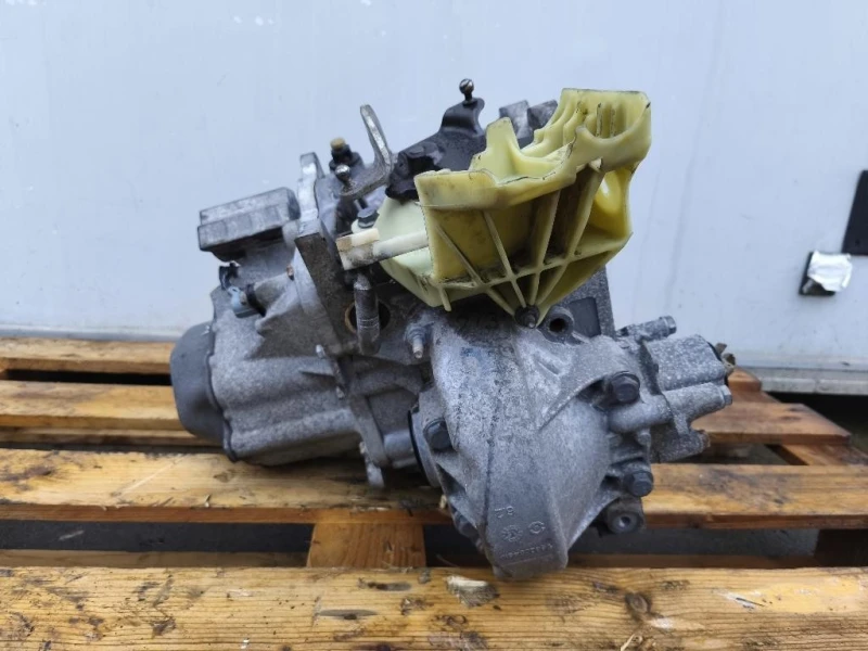 Cambio CAMBIO MECCANICO 5 MARCE TIPO STT Peugeot 2008 I 2013