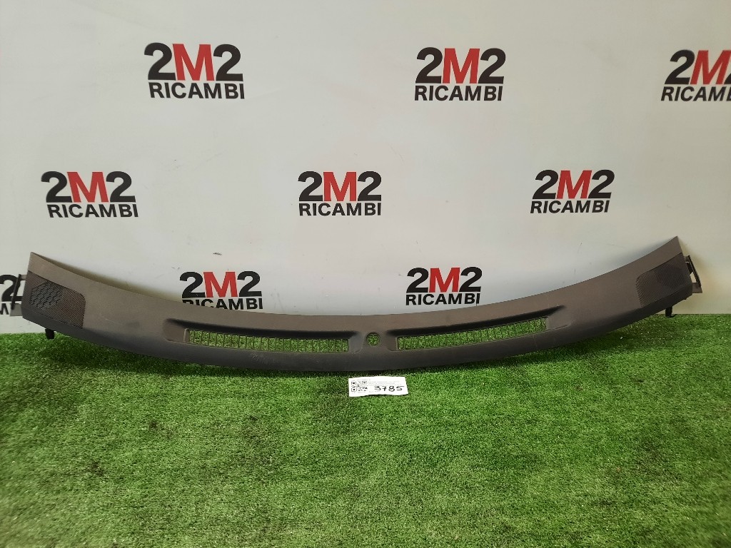 Griglia Ventilazione Parabrezza 683104EH1A Nissan Qashqai II 2014