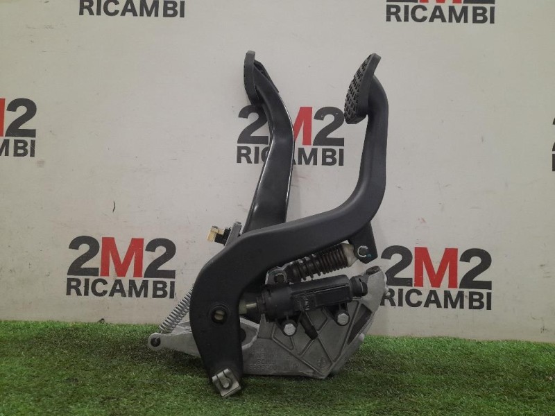 Gruppo Pedaliera Freno-frizione ANT 67871110 Bmw Serie 3 E90 Berlina 2005