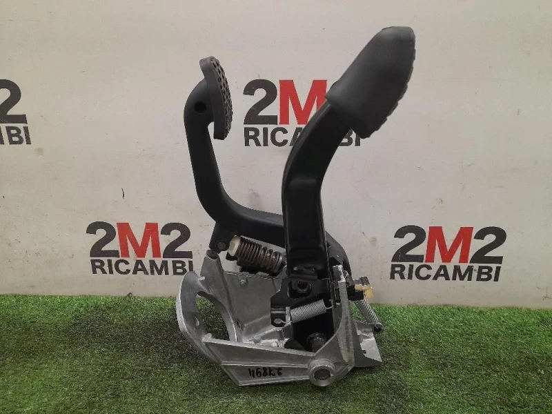 Gruppo Pedaliera Freno-frizione ANT 67871110 Bmw Serie 3 E90 Berlina 2005