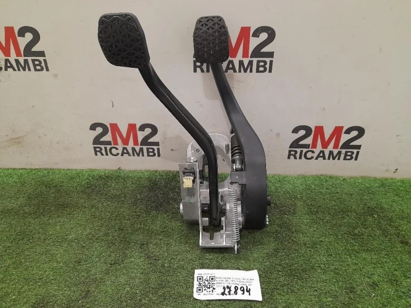 Gruppo Pedaliera Freno-frizione ANT 67871110 Bmw Serie 3 E90 Berlina 2005