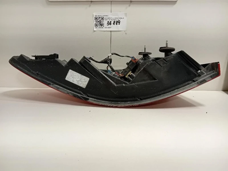 Fanale POST DX 8X23-13404-BD Jaguar XF I 2008