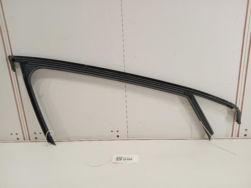 Guarnizione ANT Porta ANT SX 9823226680 Peugeot 208 I 2015