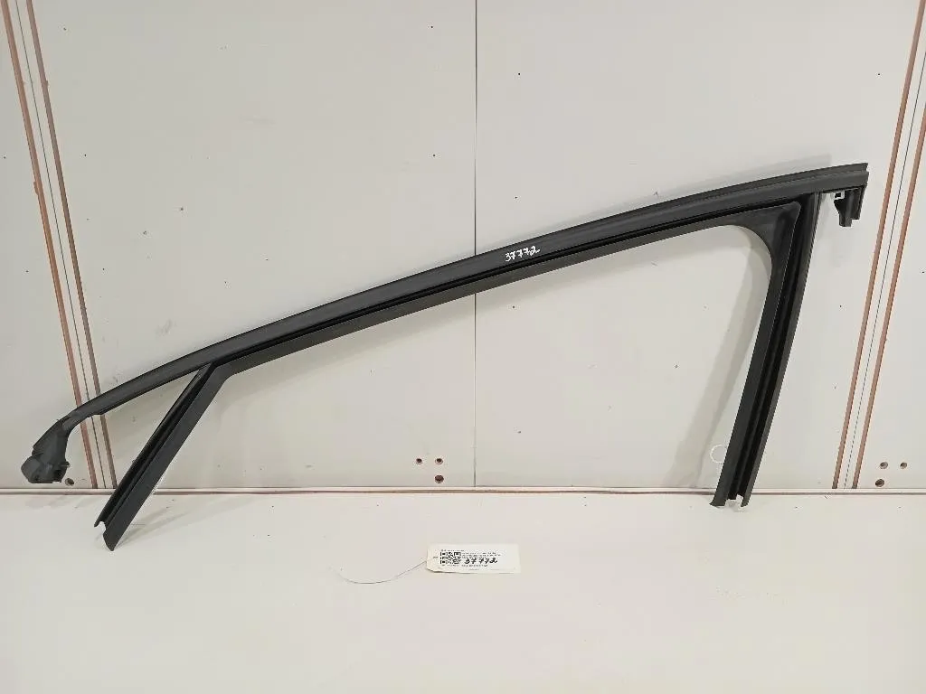 Guarnizione ANT Porta ANT SX 9823226680 Peugeot 208 I 2015