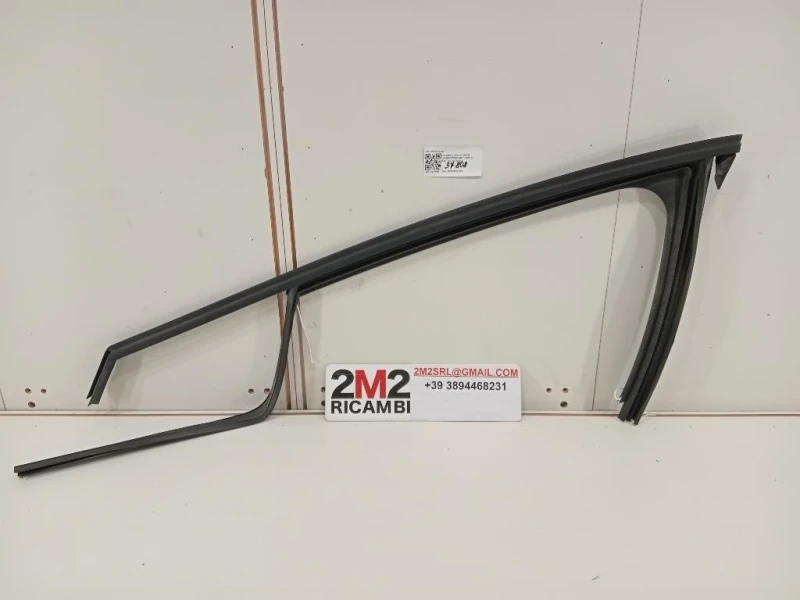 Guarnizione ANT Porta ANT SX 9810970780 Peugeot 208 II 2019