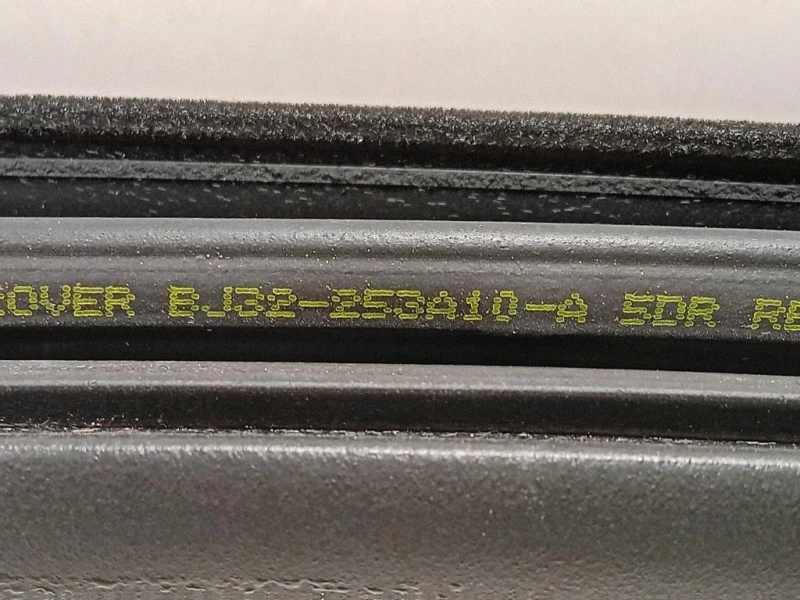 Guarnizione Porta ANT DX BJ32-253A10-A Land Rover Range Rover Evoque I 2011