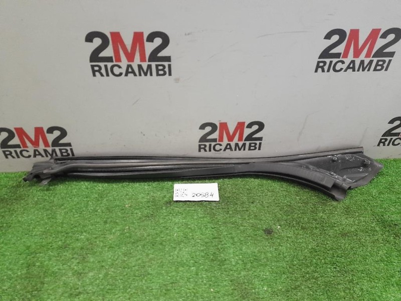 Guarnizione Porta SUP ANT SX 8W7831721B SX Audi A5 F57 Cabrio 2016