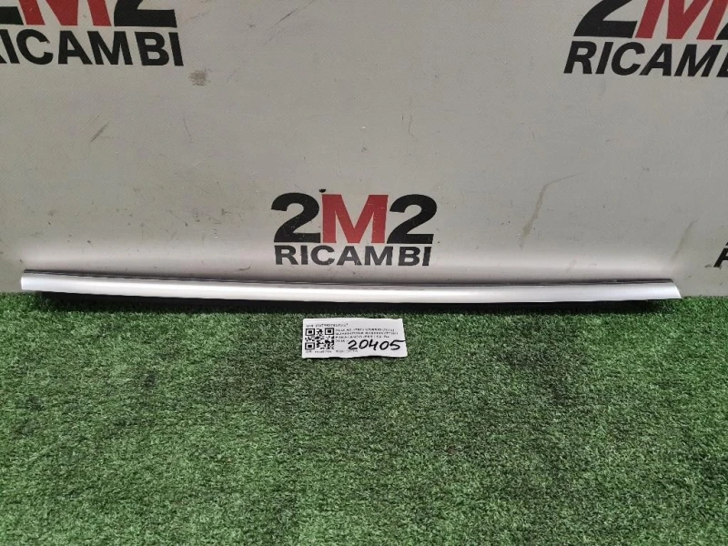Guarnizione Raschiavetro Parafango EST SX 8W7853763A3Q7 Audi A5 F57 Cabrio 2016