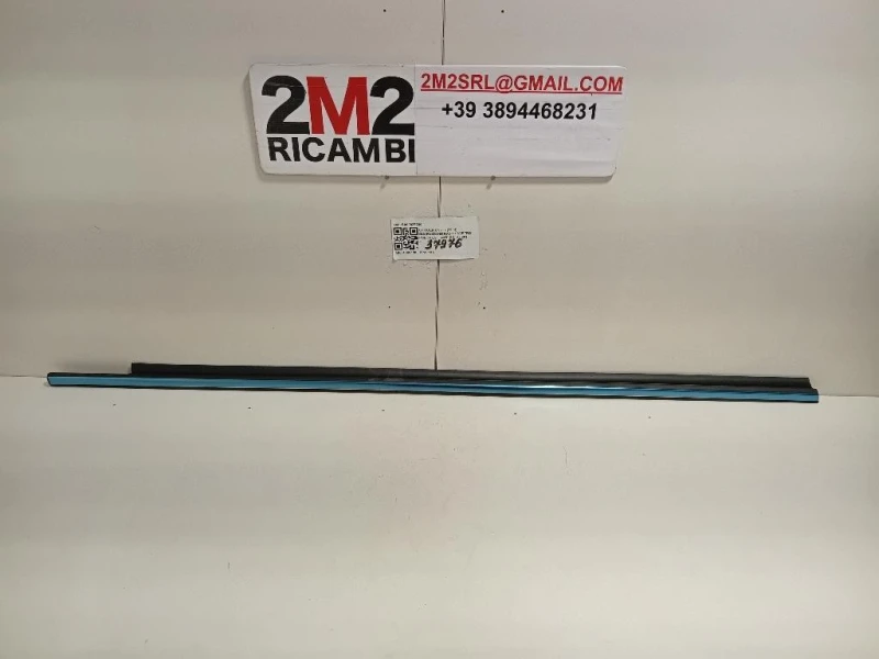 Guarnizione Raschiavetro Porta EST ANT DX B000827780 Citroen C1 II 2014