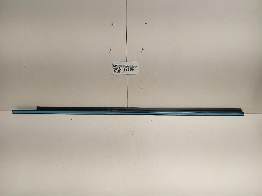 Guarnizione Raschiavetro Porta EST ANT DX B000827780 Citroen C1 II 2014