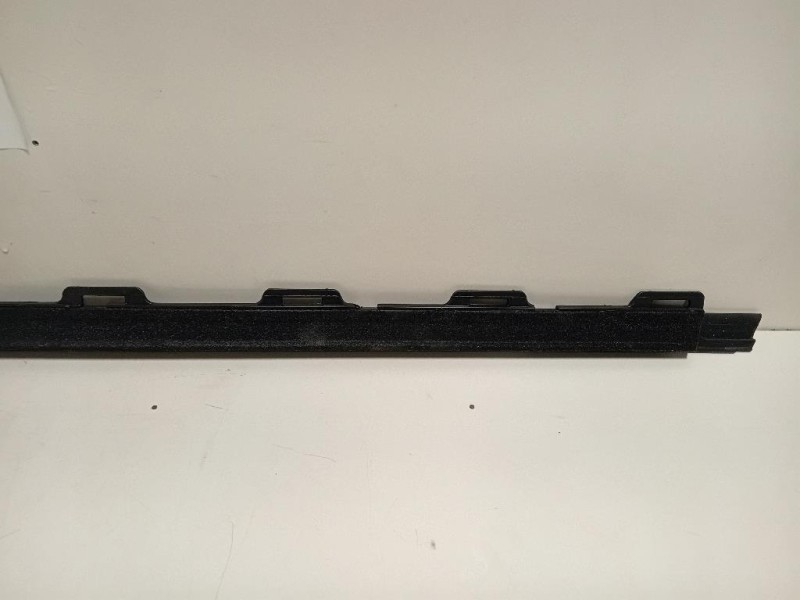 Guarnizione Raschiavetro Porta EST ANT DX 9673931380 Peugeot 2008 I 2016