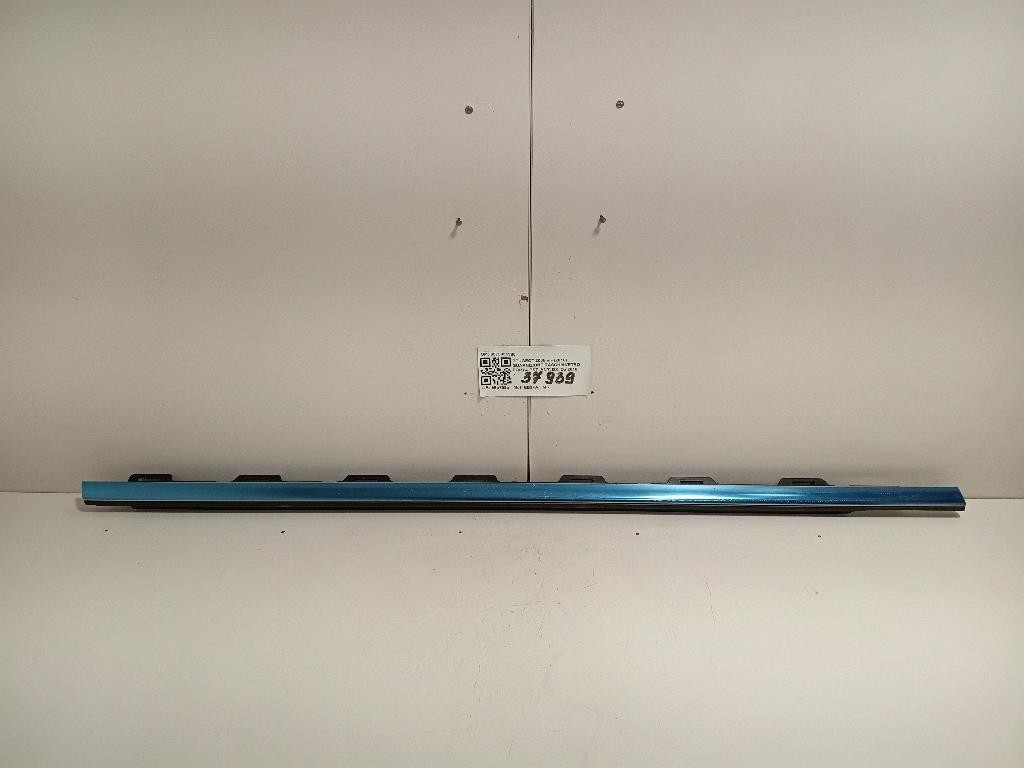 Guarnizione Raschiavetro Porta EST ANT DX 9673931380 Peugeot 2008 I 2016