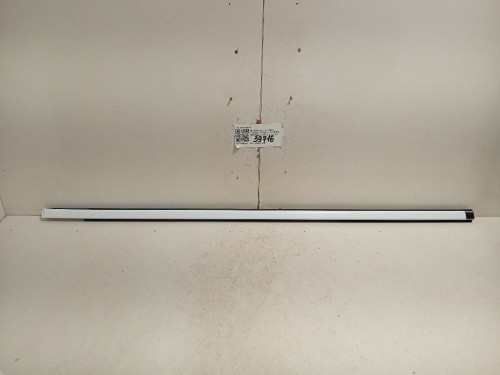 Guarnizione Raschiavetro Porta EST ANT DX 9811240480 Peugeot 3008 II 2016