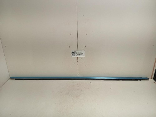 Guarnizione Raschiavetro Porta EST ANT DX 9677880980 Peugeot 308 II 2017