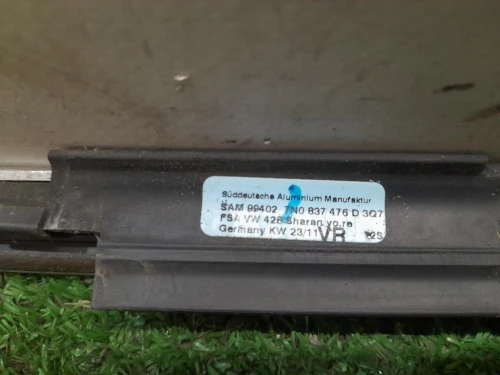 Guarnizione Raschiavetro Porta EST ANT DX 7N0837476D3Q7 Volkswagen Sharan IV 2010