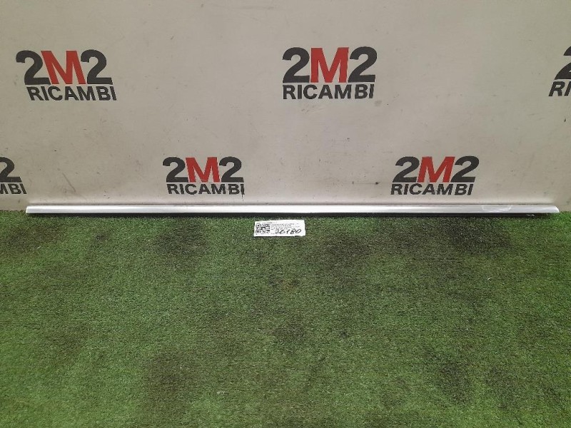 Guarnizione Raschiavetro Porta EST ANT DX 7N0837476D3Q7 Volkswagen Sharan IV 2010