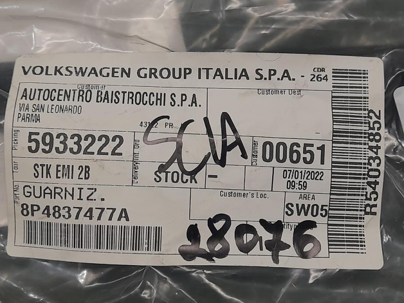Guarnizione Raschiavetro Porta EST ANT SX 8P4837477A Audi A3 8V1 2012