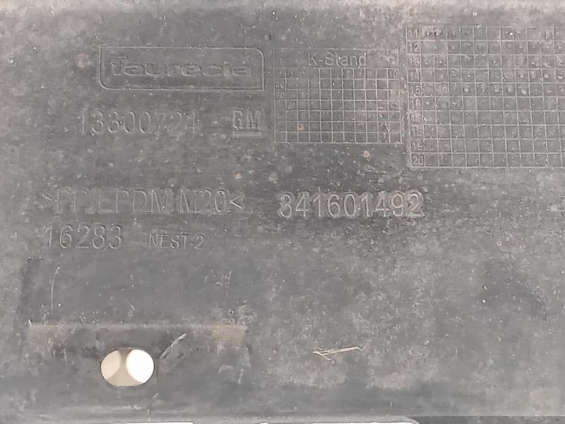 Paraurti POST 13354138 Opel Zafira C 2012