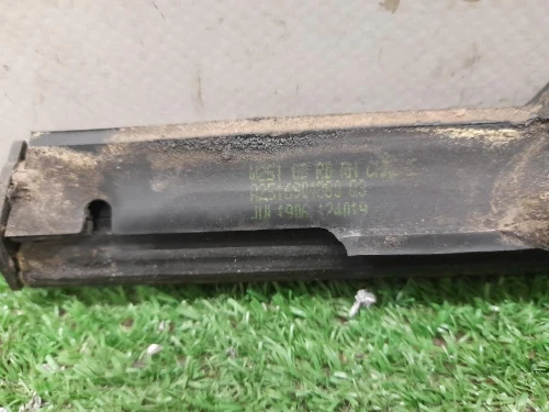 Guarnizione Raschiavetro Porta EST POST DX A2516904880 Mercedes Classe R W251 2006