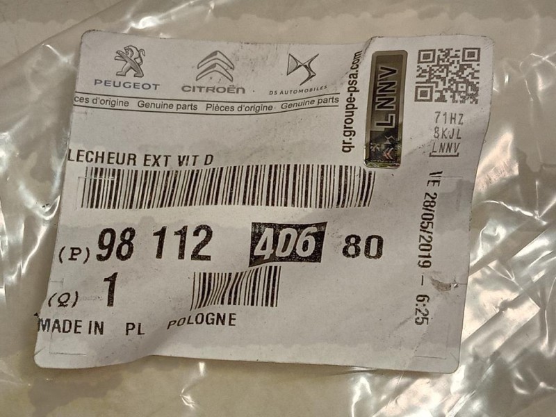 Guarnizione Raschiavetro Porta EST POST DX 9811240680 Peugeot 3008 II 2016